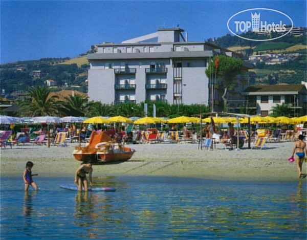 Hotel photo Continental hotel Tortoreto Lido 3*