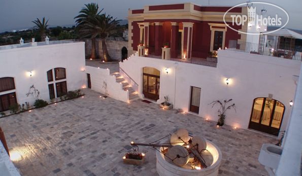 Hotel photo Masseria Fortificata Donnaloia 5*
