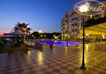 Hotel photo Best Western Hotel Ara Solis 4*