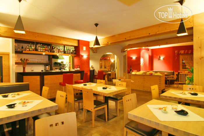 New photos from tourists Meeting 4*