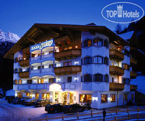 Hotelier's photos Savoy hotel Selva Gardena 4*