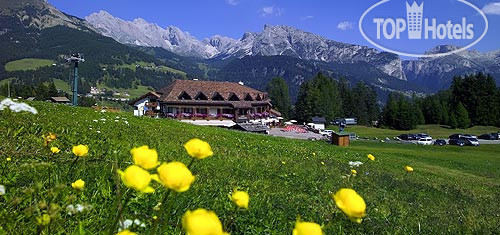 Hotelier's photos Cendevaves hotel St. Christina 3*