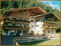 Hotelier's photos Somont hotel Selva Gardena 4*