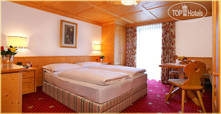 New photos from tourists Tyrol Selva Gardena 4*