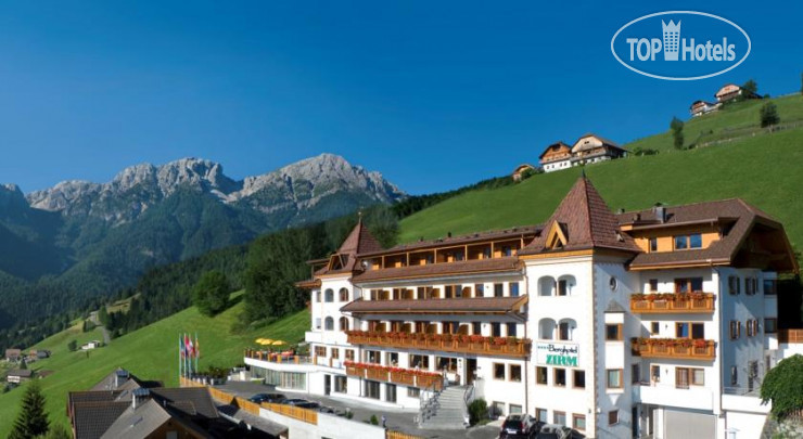 Hotelier's photos Kronplatz-Resort BergHotel Zirm 4*
