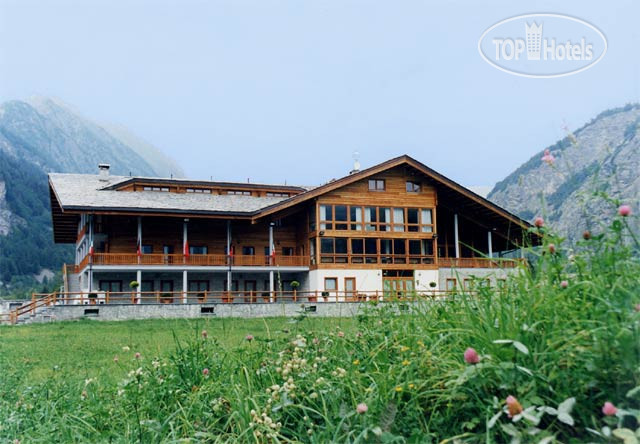 Hotelier's photos Du Foyer hotel Brusson 3*