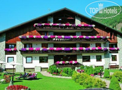 Hotel photo La Rouja 4*