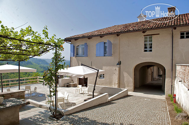 Hotel photo Antico Borgo Monchiero 4*