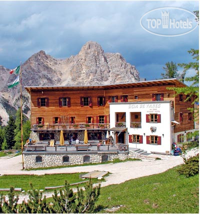 Hotelier's photos Rifugio Fanes Hutte 3*
