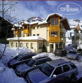 Hotel photo Garni Laura hotel Arabba 3*