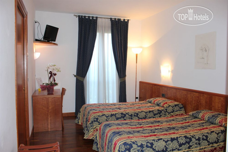 New photos from tourists Il Canova 4*