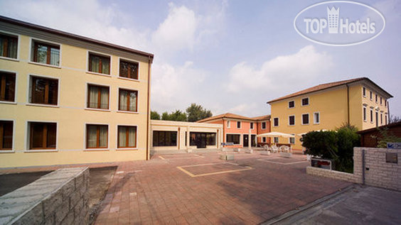 Hotelier's photos Best Western Titan Inn Hotel Treviso 4*