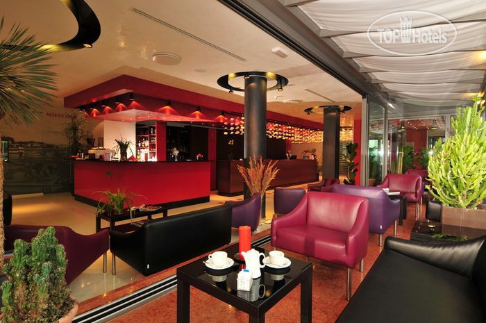New photos from tourists Adlon 4*