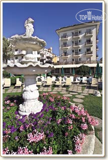 Hotel photo Croce Di Malta 4*