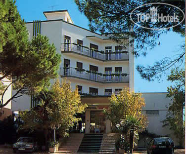 Hotelier's photos Tritone 2*