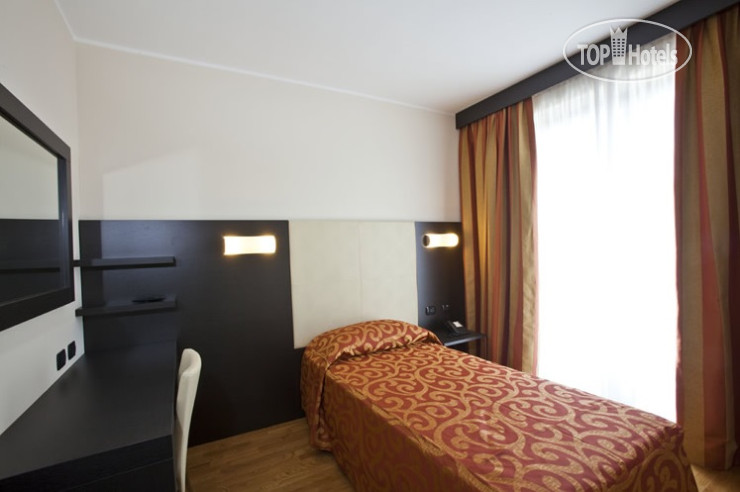 New photos from tourists Raya Hotel Motel 4*