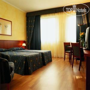 New photos from tourists Una Brescia 4*