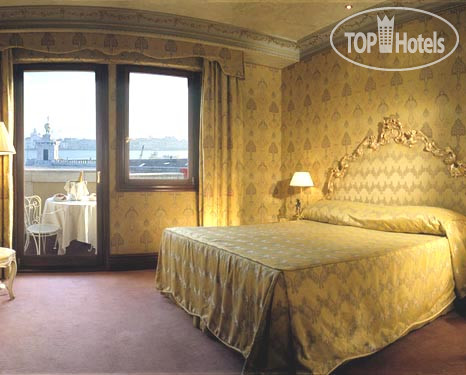 New photos from tourists Il Palazzo at the Bauer (закрыт) 5*