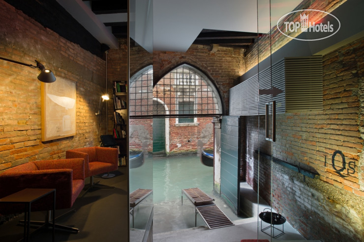 Hotelier's photos Charming House Iqs 5*