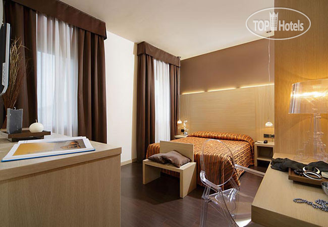Hotelier's photos Paris Hotel 3*