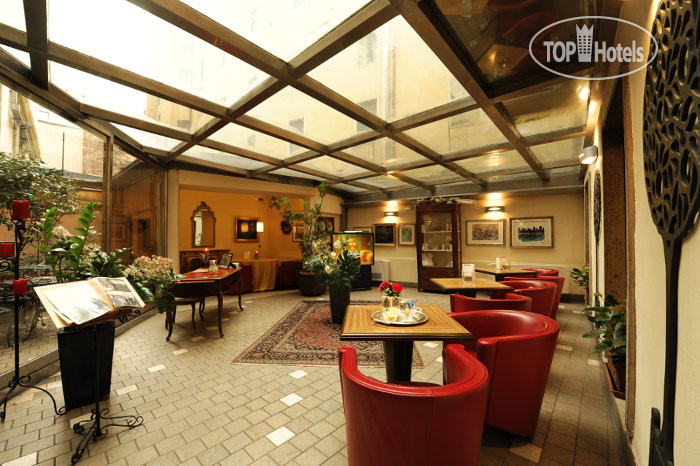 Hotel photo Carrobbio 4*