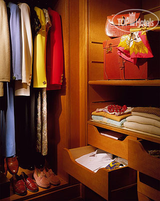 New photos from tourists Four Seasons Hotel Milano 5*