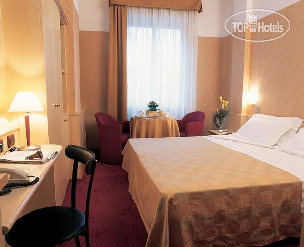 New photos from tourists Sant` Ambroeus 3*