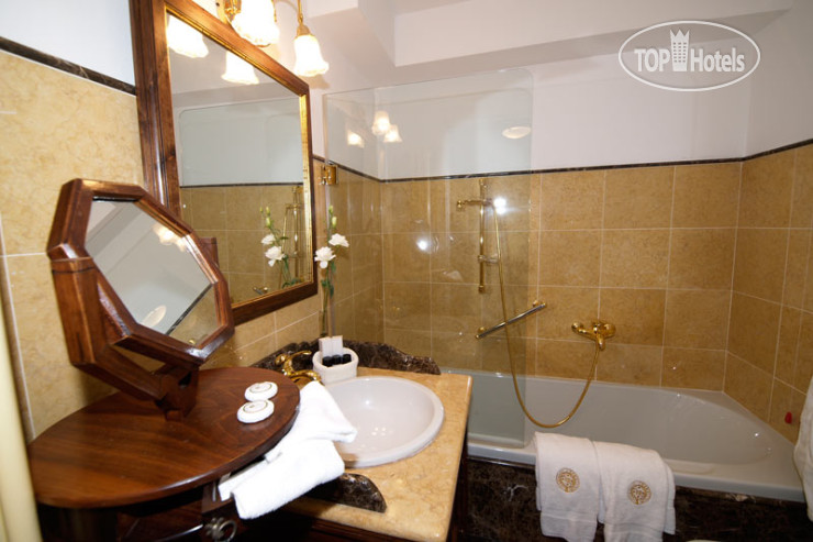 New photos from tourists Castello dal Pozzo 5*