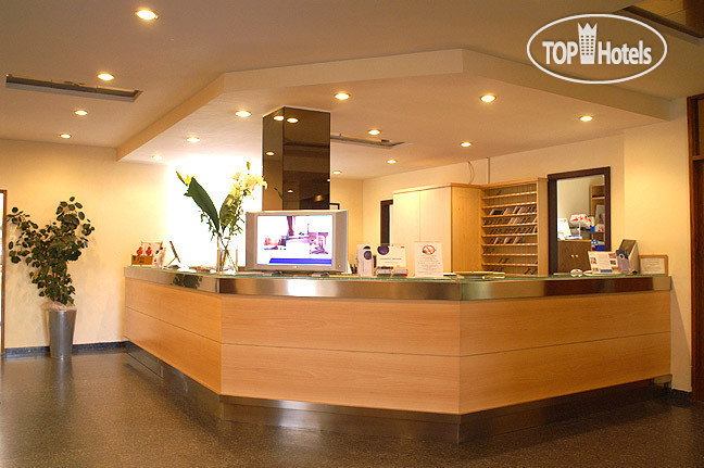 Hotelier's photos First 4*