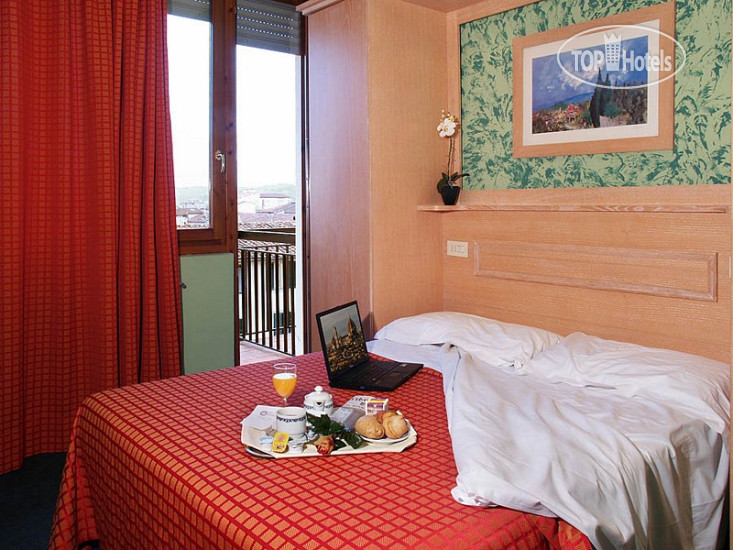 New photos from tourists Meridiana 3*