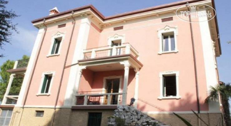 Hotel photo  La Familia B&B 