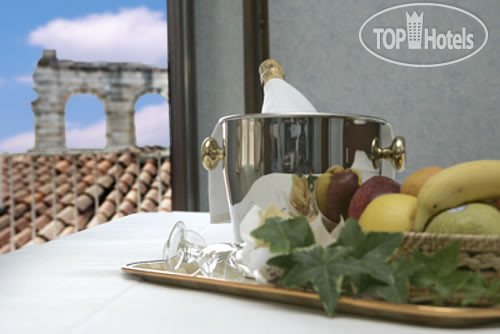 New photos from tourists Giulietta e Romeo 3*