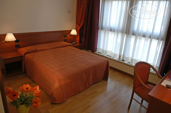 New photos from tourists Cristallo (closed) 4*