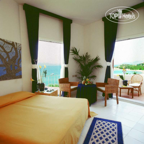 New photos from tourists Cala Cuncheddi 4*