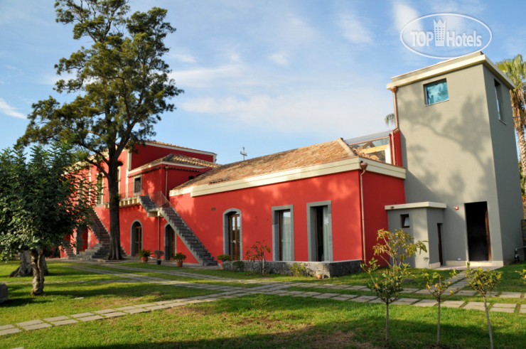 New photos from tourists Rosso Palazzo