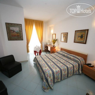 Фото Emily Fiera Hotel 