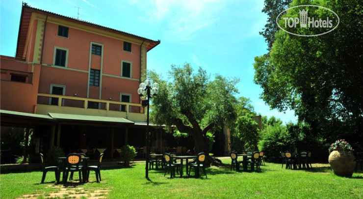 Фото La Villa Hotel