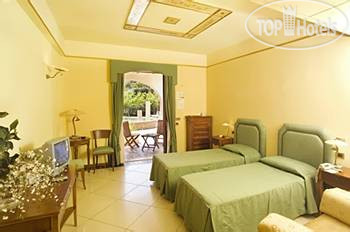 New photos from tourists Tritone 5*