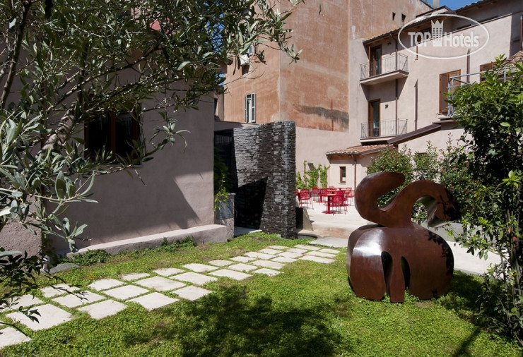 New photos from tourists De Rome 4*