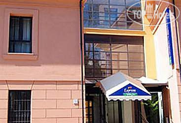 Hotel photo B&B Hotel Roma Tuscolana San Giovanni 3*