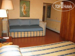 New photos from tourists Piazza di Spagna 3*
