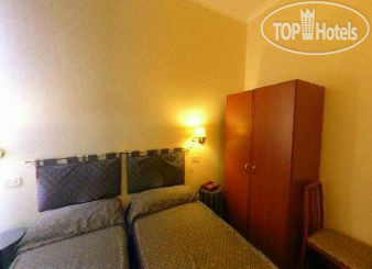 New photos from tourists Paris hotel Rome 3*