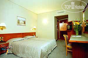 New photos from tourists Accademia 3*