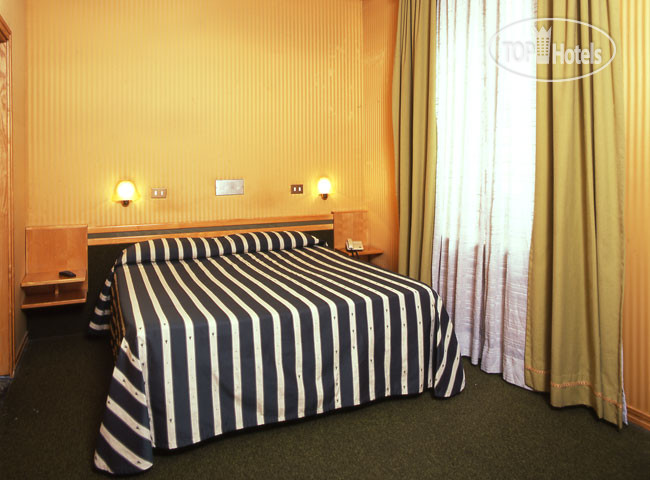 New photos from tourists Pavia 3*