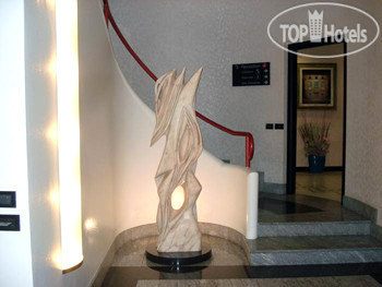 Новые добавленные фото туристов The Spring House Hotel Rome Vatican, Tapestry Collection Hilton  4*