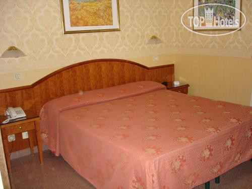 New photos from tourists Milo 3*