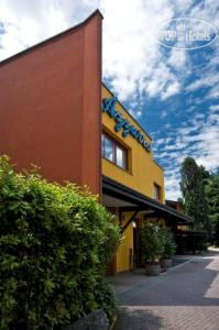 New photos from tourists Villaggio Azzurro APT