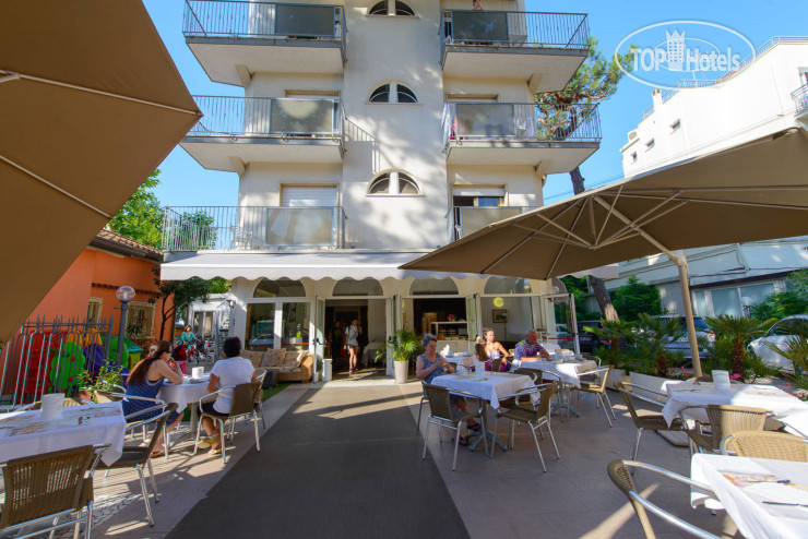 Hotel photo Falco 3*
