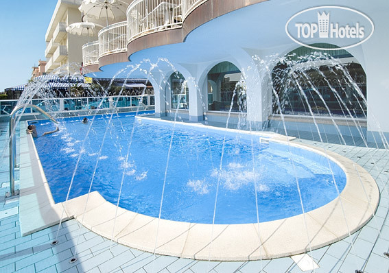 New photos from tourists Negresco 3*