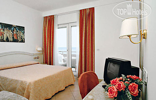New photos from tourists Acapulco hotel Milano Marittima 3*